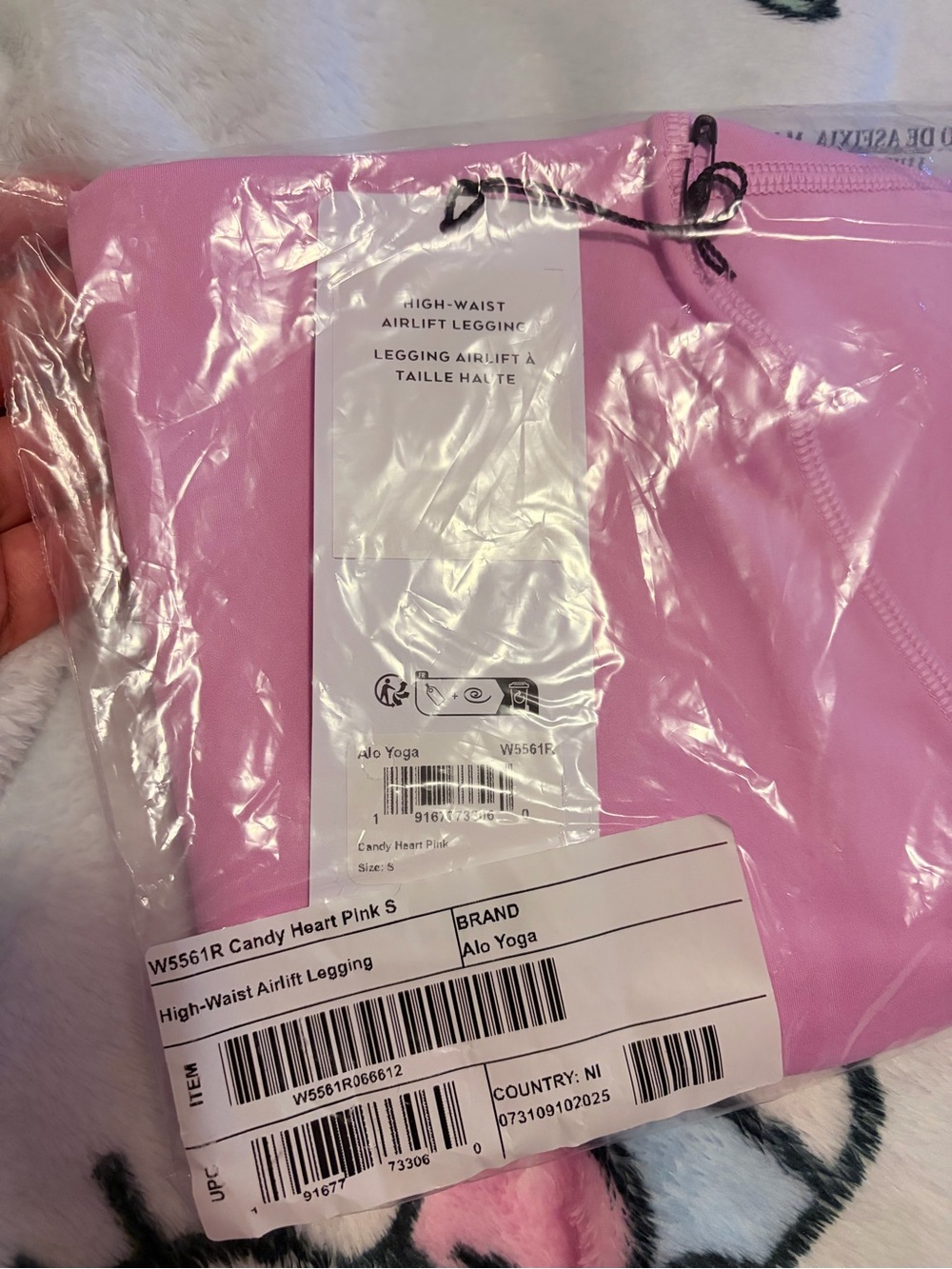 ALO Yoga High-Waist Airlift Leggings in Candy Heart Pink Small - Picture 4 of 9